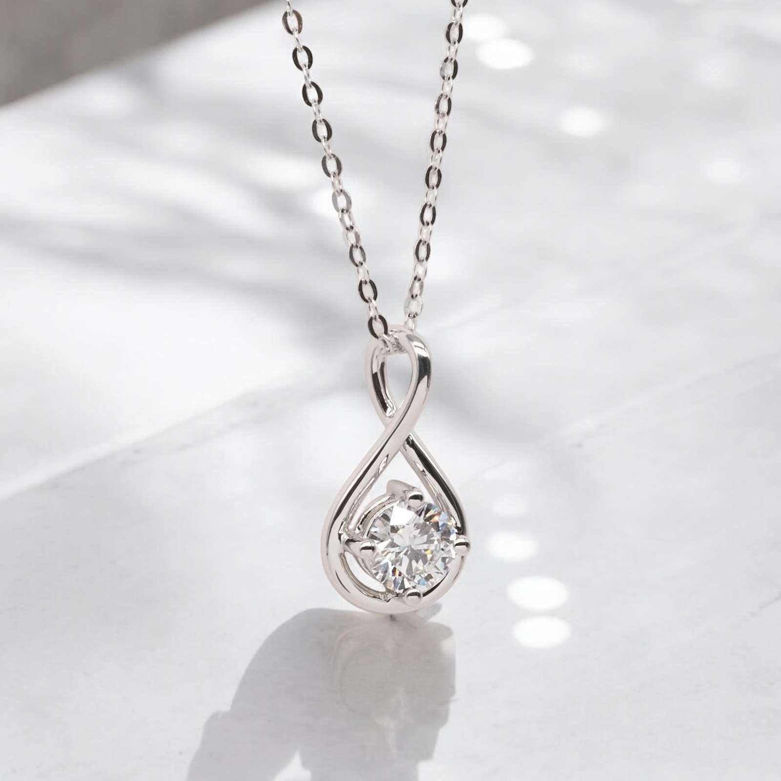 Twisted Solitaire Pendant Necklace FDN2150