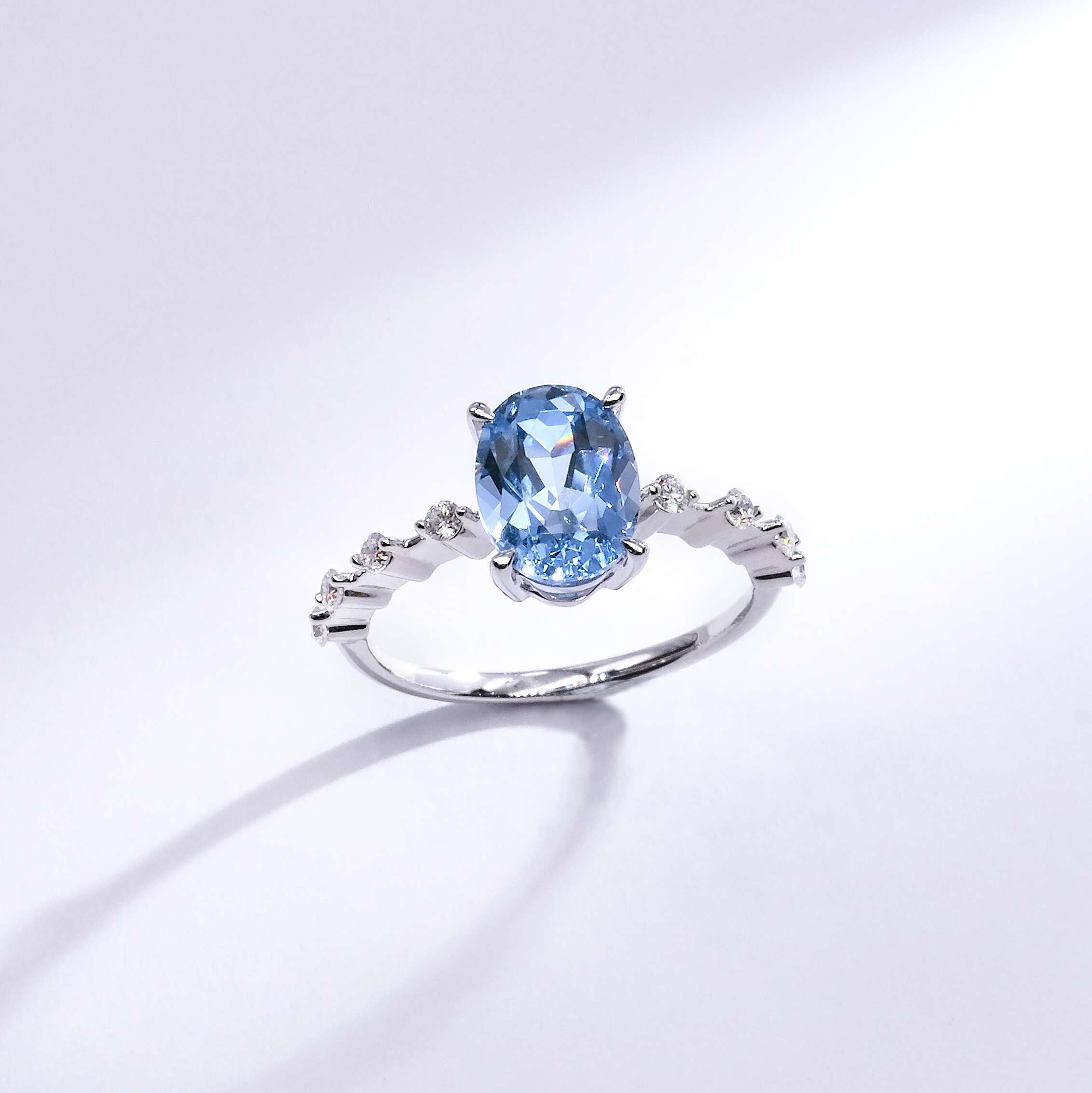 Japan Lab Gem Oval Topaz Spinel IGI 524216338 with FDR2311