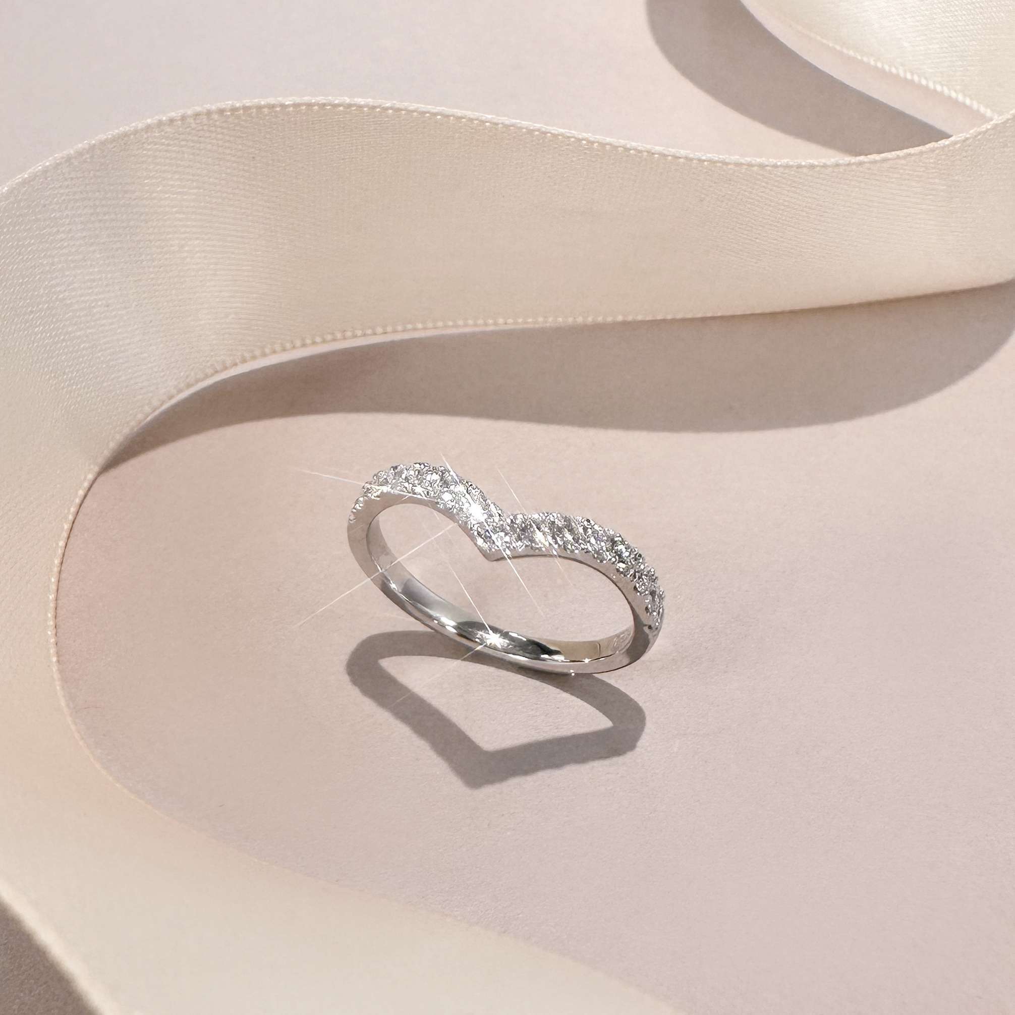 V Shaped Pavé Lab Grown Diamond Ring FDR2557