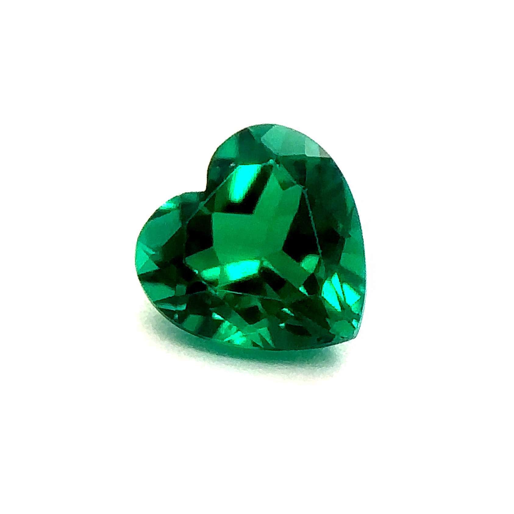 Japan Lab Gem Heart Medium Colombian Emerald