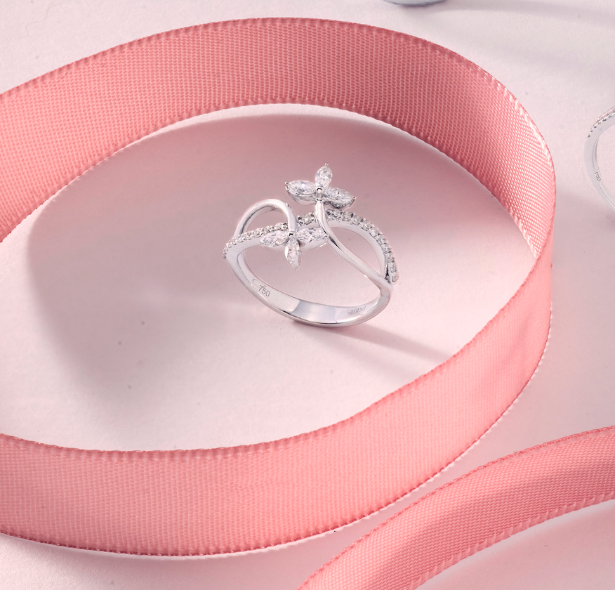 Curved Floral Marquise Lab Grown Diamond Ring YR1178