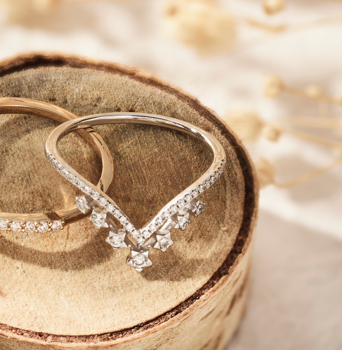 Stardust V Shaped Pavé Lab Grown Diamond Ring RT3013