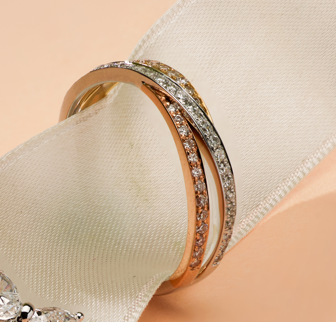 Trinity Pavé Ring FDR2321